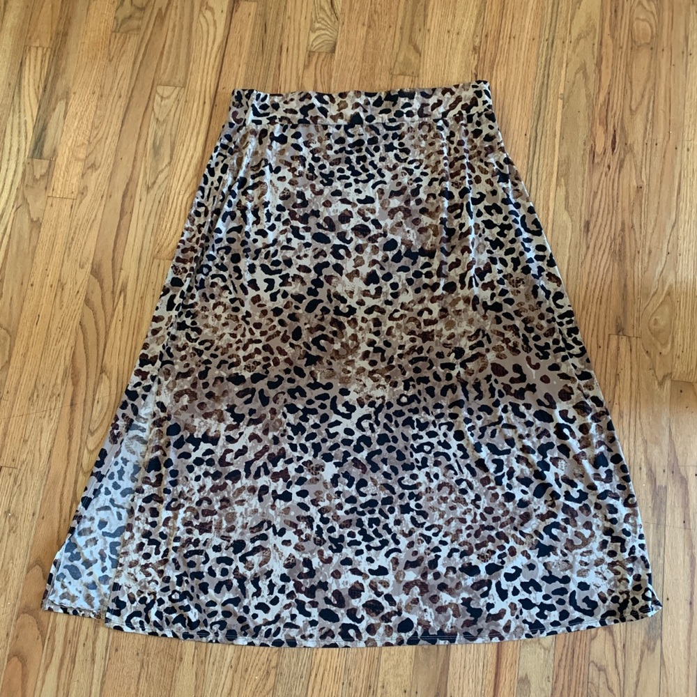 ELLEN TRACY Animal Print Skirt